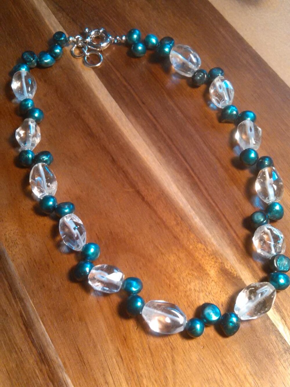 White Quartz and Blue Pearl Platinum Bond Necklace (18 Inch)